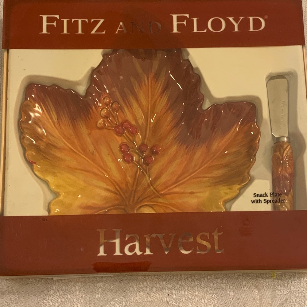 Fitz and Floyd Harvest Snack Plate With Spreader